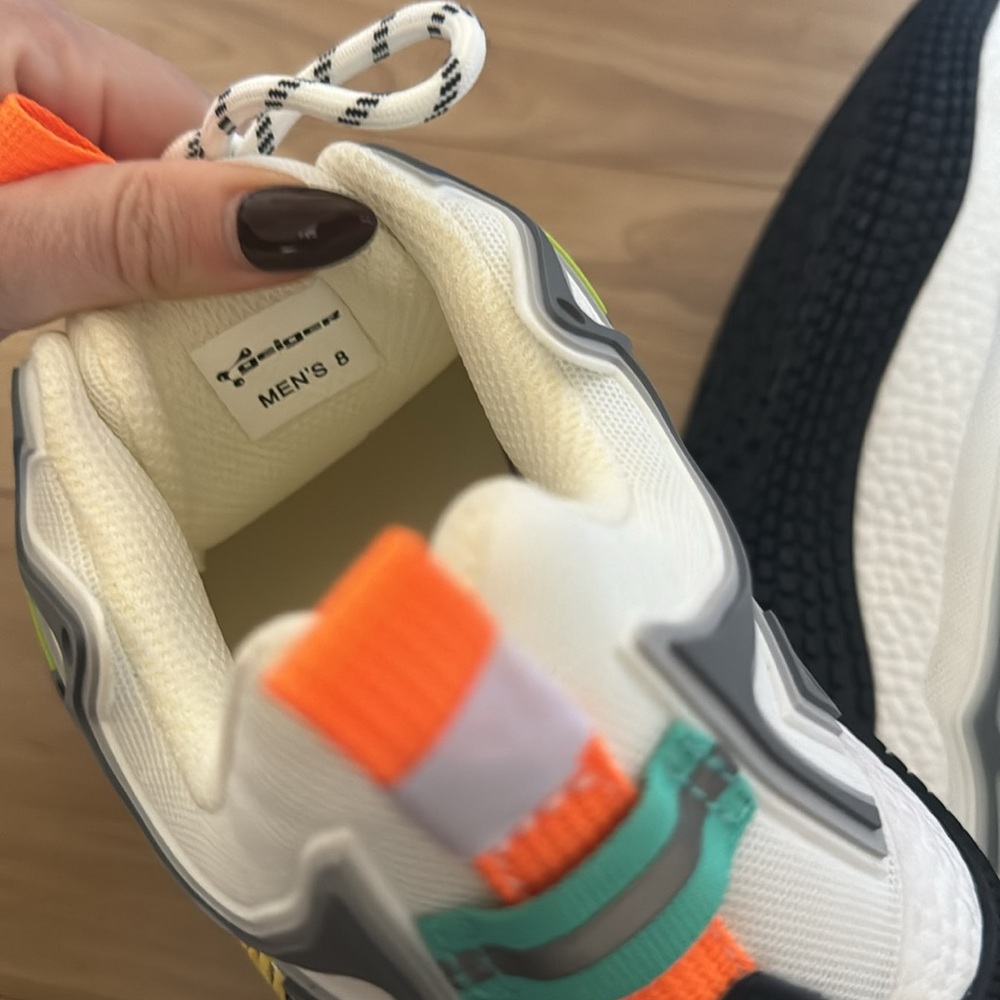 John Geiger 004 Dry Ice Sneaker - Picture 6 of 6